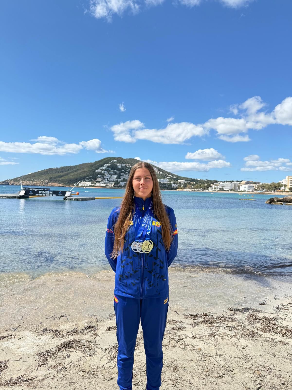 ARIADNA MALO FINALIZA LA COPA DEL MUNDO DE AGUAS ABIERTAS DISPUTADA EN IBIZA CON 2 OROS Y 2 PLATAS
